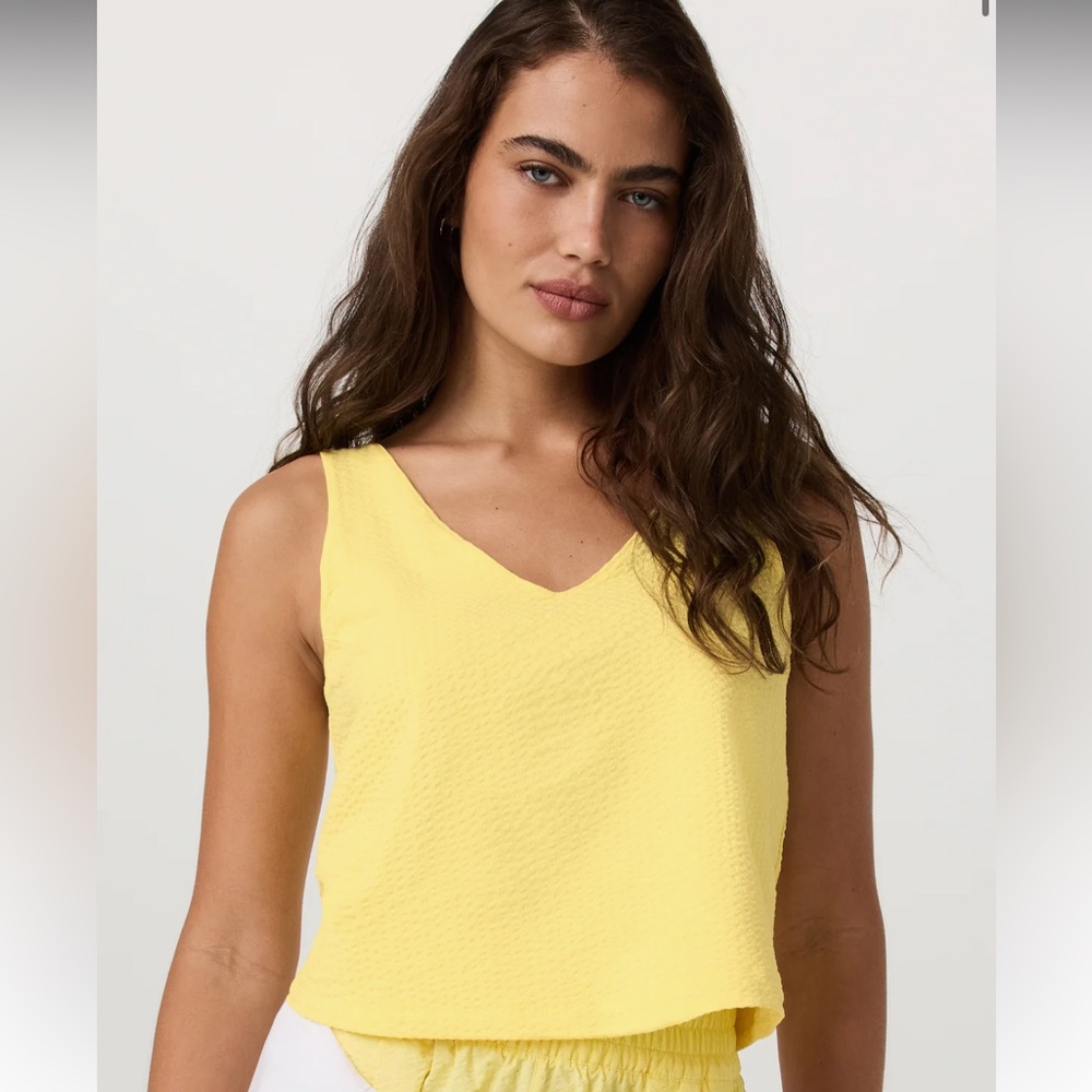 EUC Vuori Villa Textured Crop Tank - Sunlight - XS